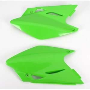 UFO Plastics Side Panels   Green KA03771 026: Automotive