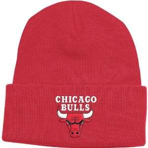  Chicago Bulls Red Basic Logo Cuffed Knit Hat: Sports 