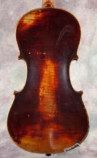 GARGOYLE Carved Head Violin 4/4 Guarnerius Label   one piece back, one 