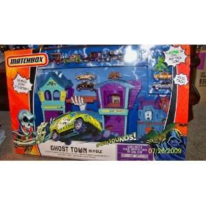   Haunted House & Haunted Castle Set Monsters Included: Toys & Games
