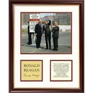  Exclusive By Pro Tour Memorabilia Ronald Reagan   Replica 