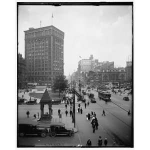  Looking up Woodward Avenue,Detroit,Mich.