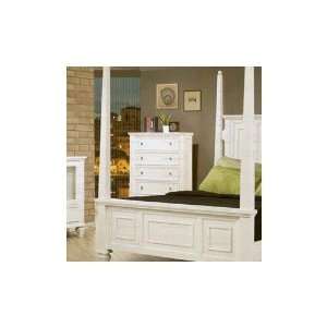  Wildon Home Glenmore Five Drawer Chest in White: Furniture 