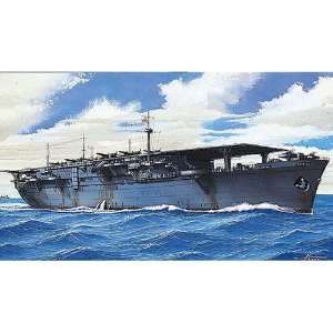  Aoshima 1/700 WWII IJN Aircraft Carrier Taiyo: Toys 