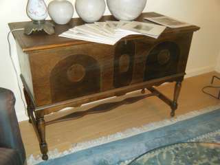ANTIQUE ART DECO HOPE CHEST TABLE, FREE SHIPPING!  