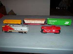 Lot of Tyco 3 Train Cars + Caboose + Engine LOOK  
