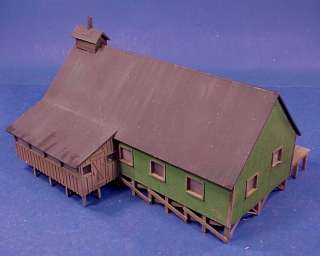 Sn3 WISEMAN WEST SIDE LUMBER CAMP 45 COOK HOUSE KIT  