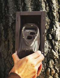 CUDDE SAFE GAME TRAIL CAM PROTECTION WORLD SHIP3112 029757119575 