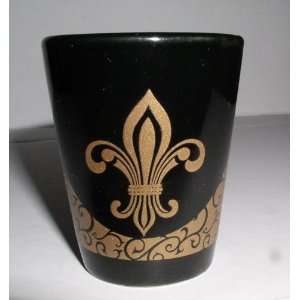  BLACK & GOLD CANADIAN CROWN ONE OUNCE SHOT GLASS: Kitchen 