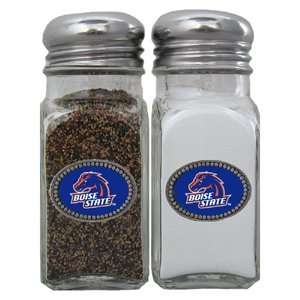    Boise State Broncos Salt & Pepper Shakers: Kitchen & Dining