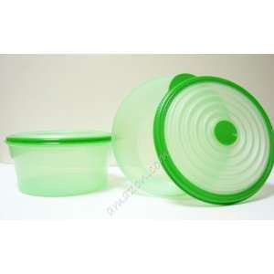    Tupperware Stuffables Set of Two 8 Cup Green
