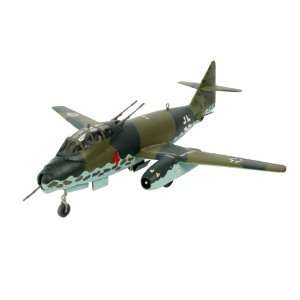  Revell 1:72 Messerschmitt Me P.1099 B Heavy Armour: Toys 