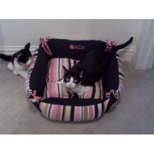  Custom Embroidered Cat Bed w/Ribbons: Kitchen & Dining