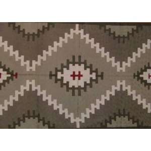   Rug Tribal Grey Chain Stitched Wool Rug(3X5FT): Furniture & Decor