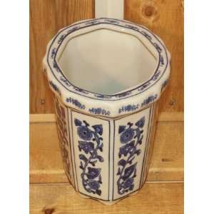  Decorative Blue and White Ceramic Bowl with Beautiful 