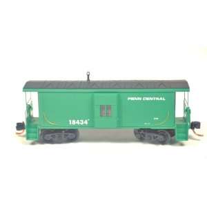   Scale Micro Trains Line Penn Central Bay Window Caboose: Toys & Games