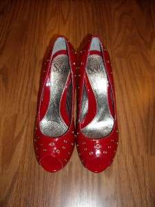 NWOB! SOFFT ROCHELLE RED PATENT LEATHER SHOES SIZE 7 M  
