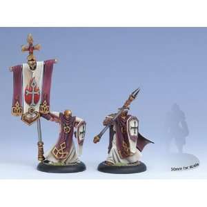    Warmachine Protectorate Flameguard officer & Standard Toys & Games