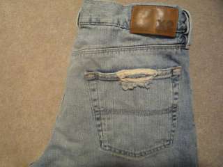   Fly Straight Leg Jeans  Distressed & Scrunched  sz 32 x 32  