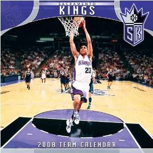  Sacramento Kings 2008 Wall Calendar: Sports & Outdoors