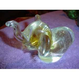 YELLOW GLASS ELEPHANT PAPER WEIGHT