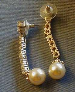 JACQUELINE KENNEDY SILVER TONE CLEAR CRYSTAL AND FAUX PEARL EARRINGS 