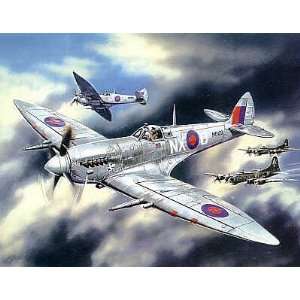  ICM Spitfire Mk. VII WWII British Fighter Famous Planes 1 