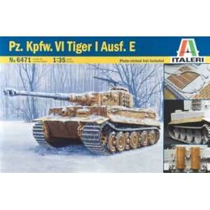   35 Pz.Kpfw.VI Tiger I Ausf.E (Plastic Model Vehicle) Toys & Games