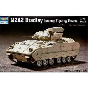    M2A2 Bradley Infantry Fighting Vehicle 1 72 Trumpeter Toys & Games