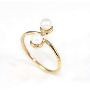  14k Yellow Gold Pearl Cubic Zirconia Toe Ring: Jewelry