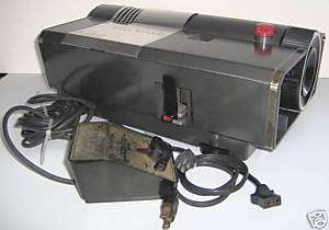 Vintage Realist Automatic 990 Slide Projector 3160  