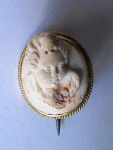   Victorian 15ct Gold Winged Cherub Cupid LAVA Cameo Brooch   carved