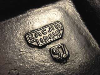   RUSSIAN ART DECO KASLI Metal Cast Iron Table CLOCK FOOTBALLERS  