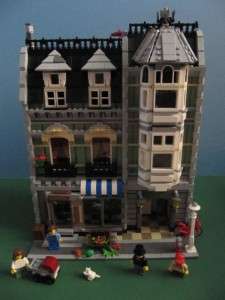 Lego Green Grocer Make and Create Modular Building Set 10185  