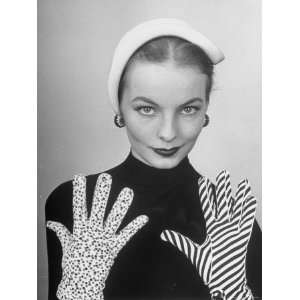  Model Martha Boss, Modeling Mismatched Gloves Premium 