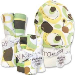  Giggles Hooded Towel Wash Cloth and Burp Cloth Bouquet Set 