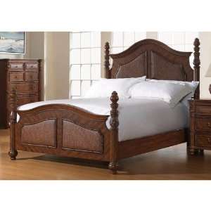    Broyhill Sunset Pointe Poster Bed in Sierra