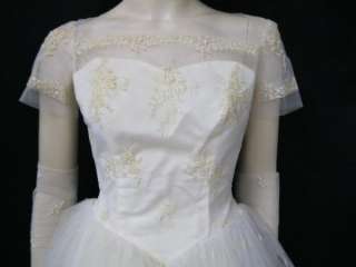 Vintage 50s Wedding Dress Gauntlets Tea length Lace Sweetheart 