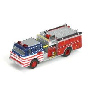  N RTR Ford C Fire Truck, Napa/Bicentennial Toys & Games